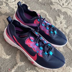 NIKE REACT ELEMENT 55